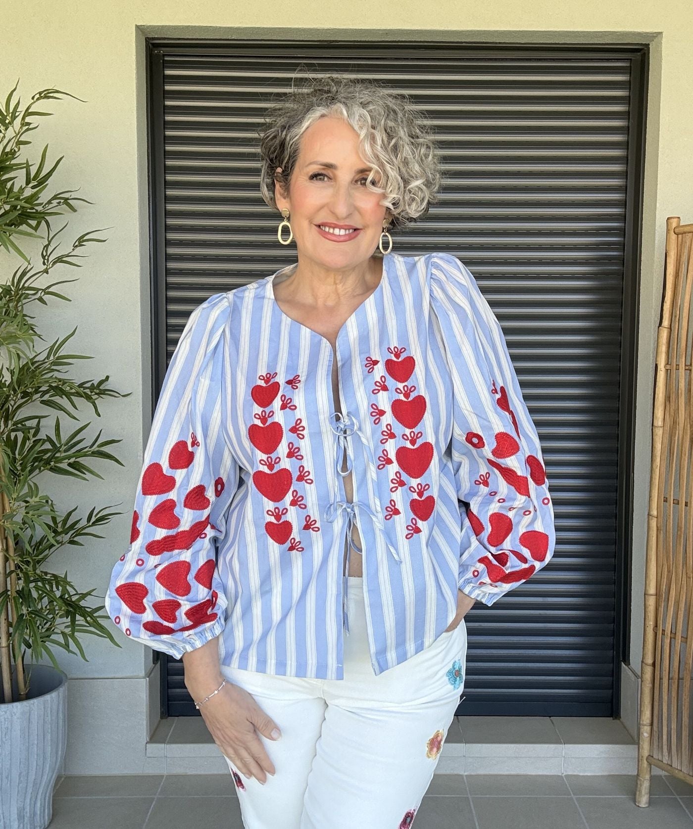 Blusa Rayas Corazones Bordados