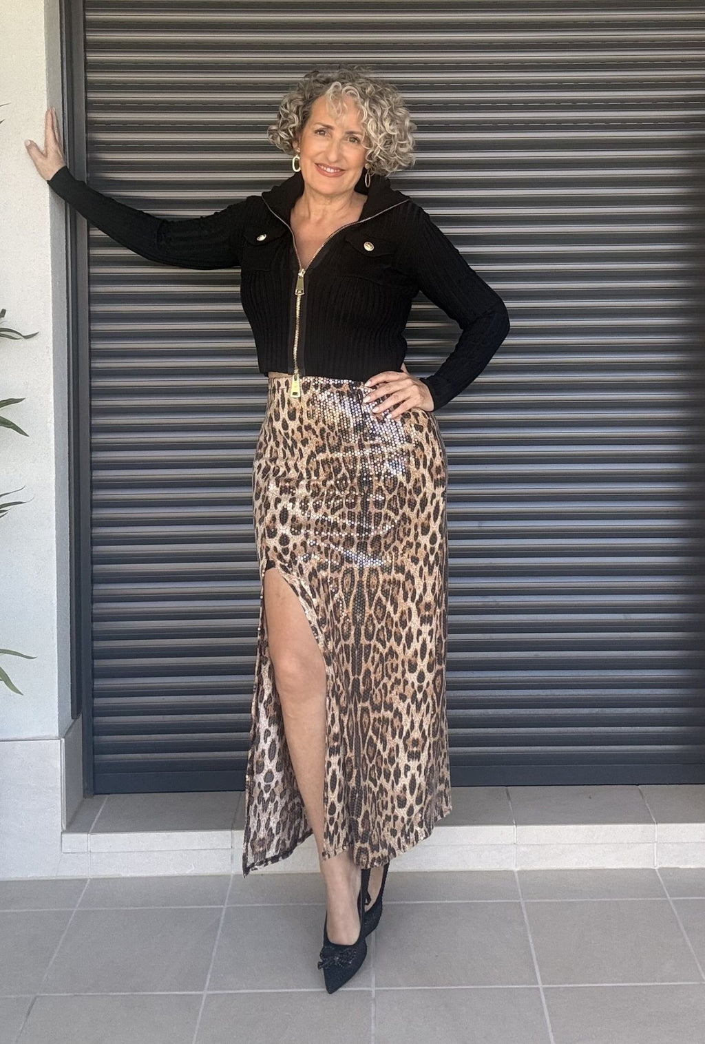 Falda midi animal print con raja lateral - Siro Modas
