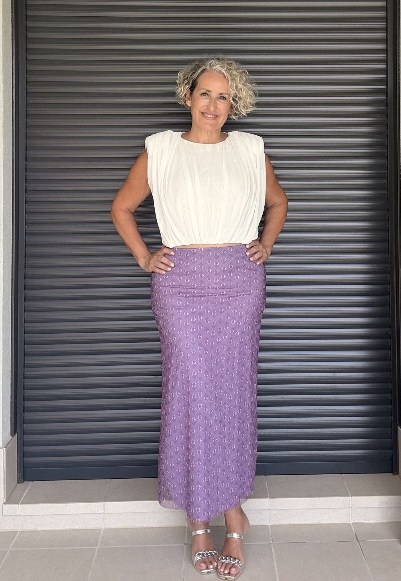 Falda de Tul Malva con Estampado Floral, Cinturilla Elástica y Forro Interior