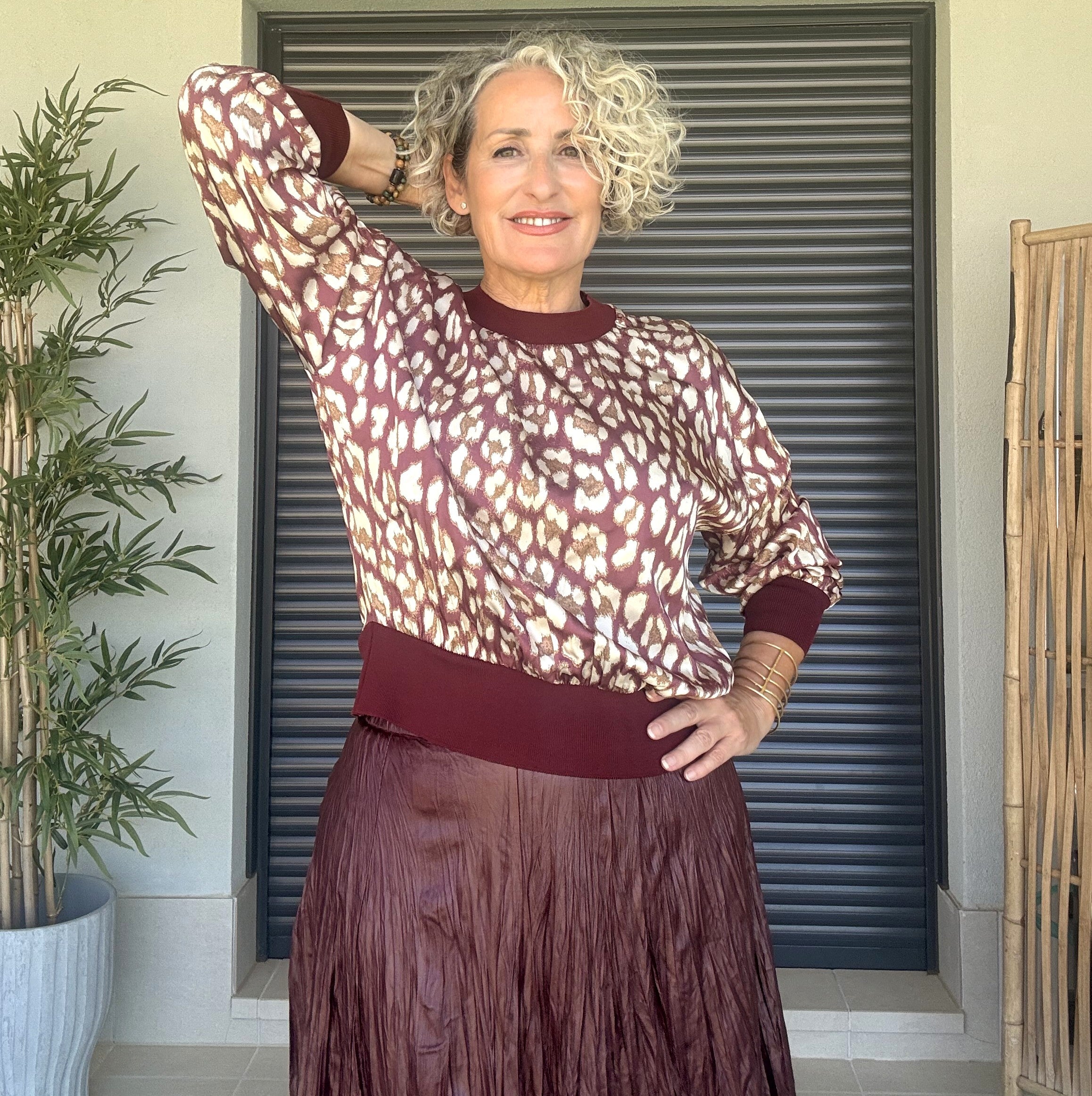 Sudadera de Raso con Estampado Animal Print y Puños Elásticos