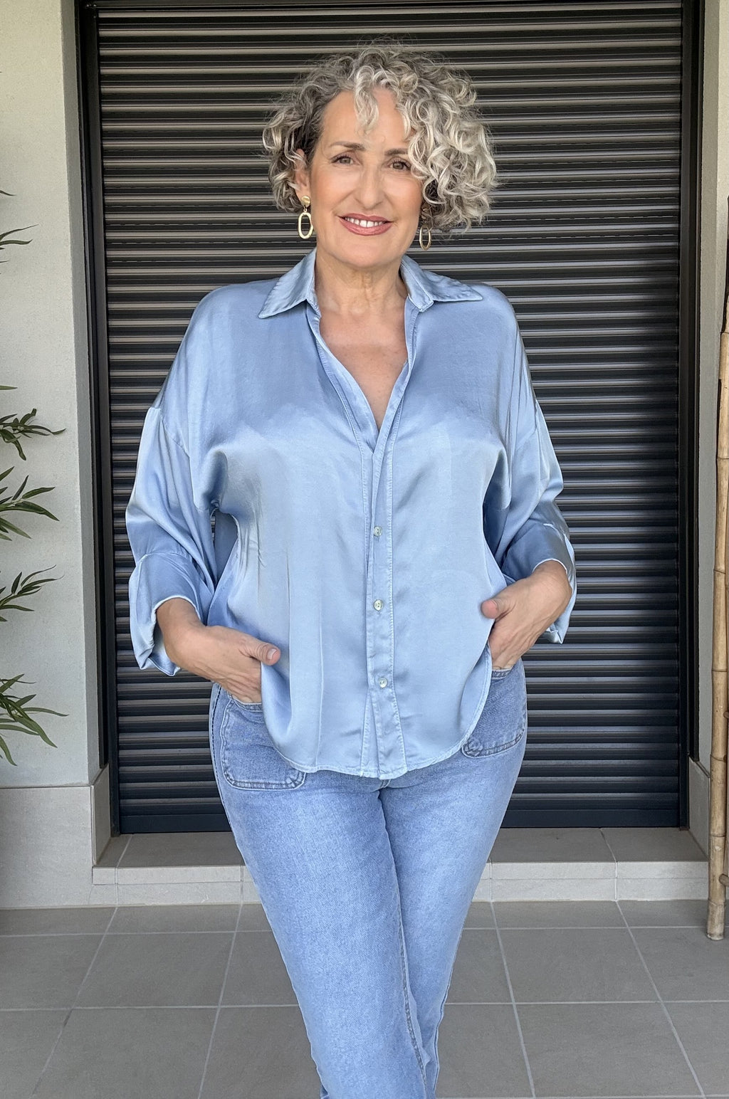 Camicia di raso blu