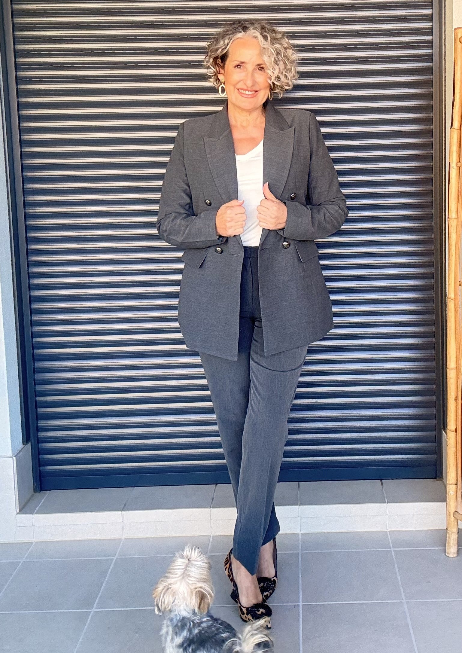 Chaqueta Cruzada Gris Botones Plateados