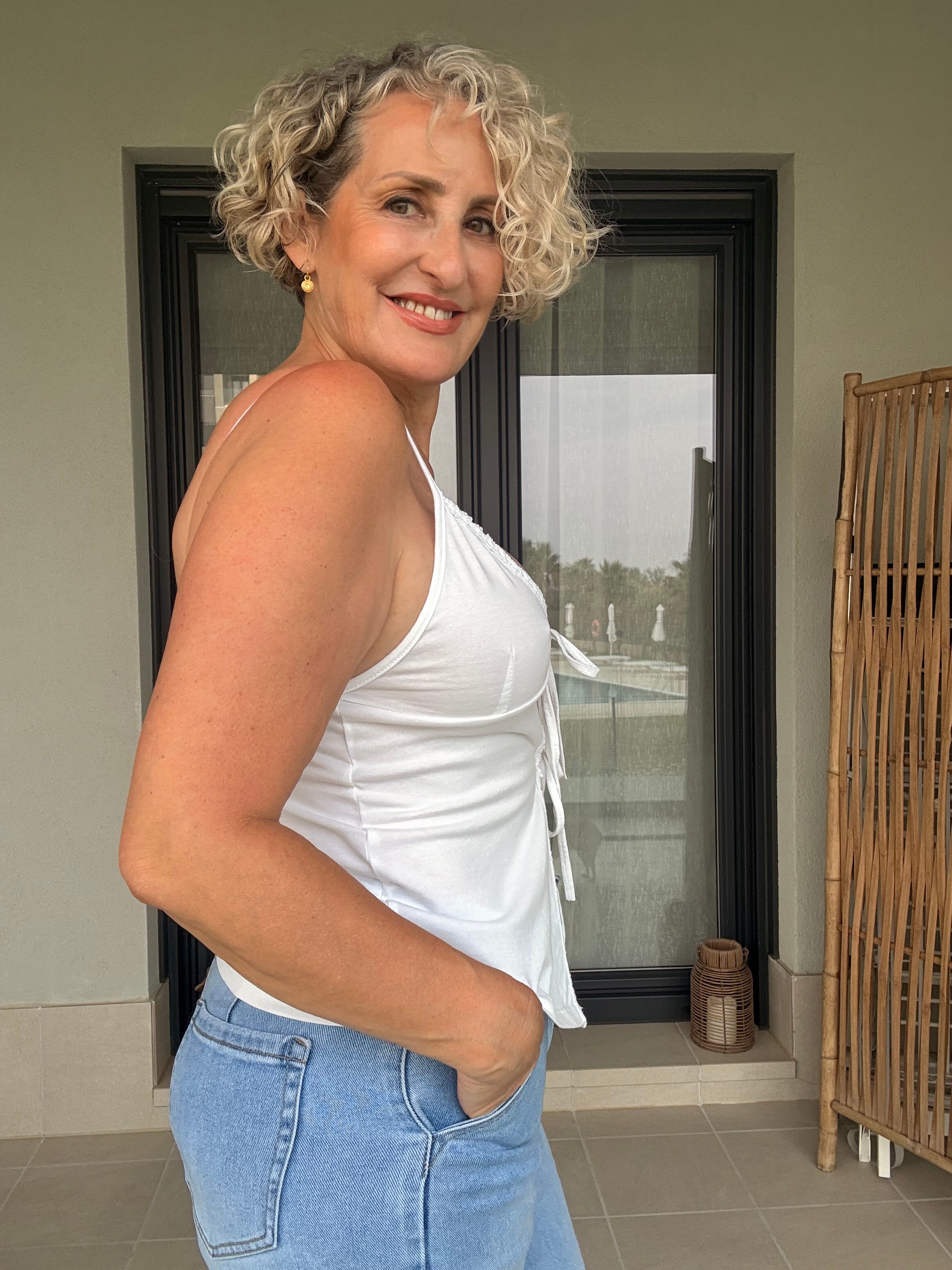 Top Crop de Tirantes con Lazada Frontal