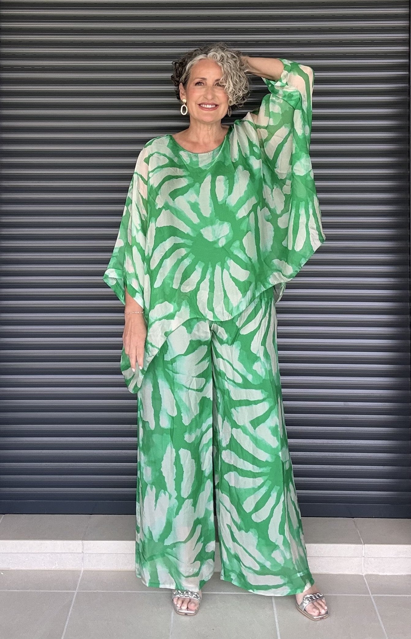 Conjunto Dos Piezas Verde Estampado Pantalón y Blusón