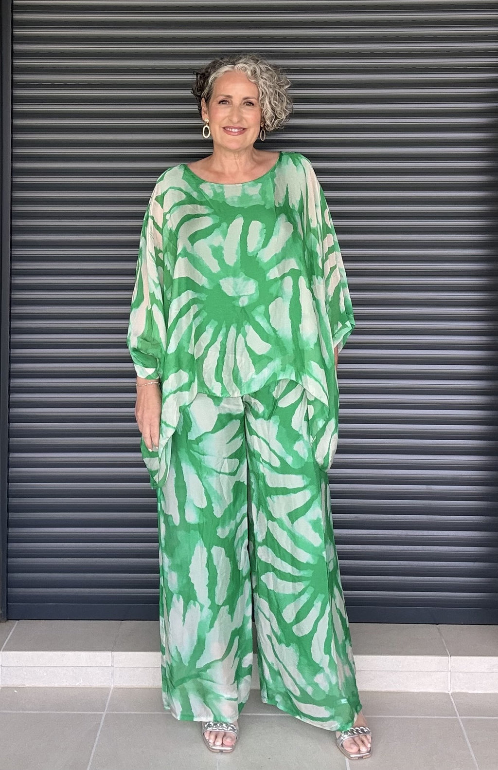 Completo Due Pezzi Verde Fantasia Pantalone e Blusone