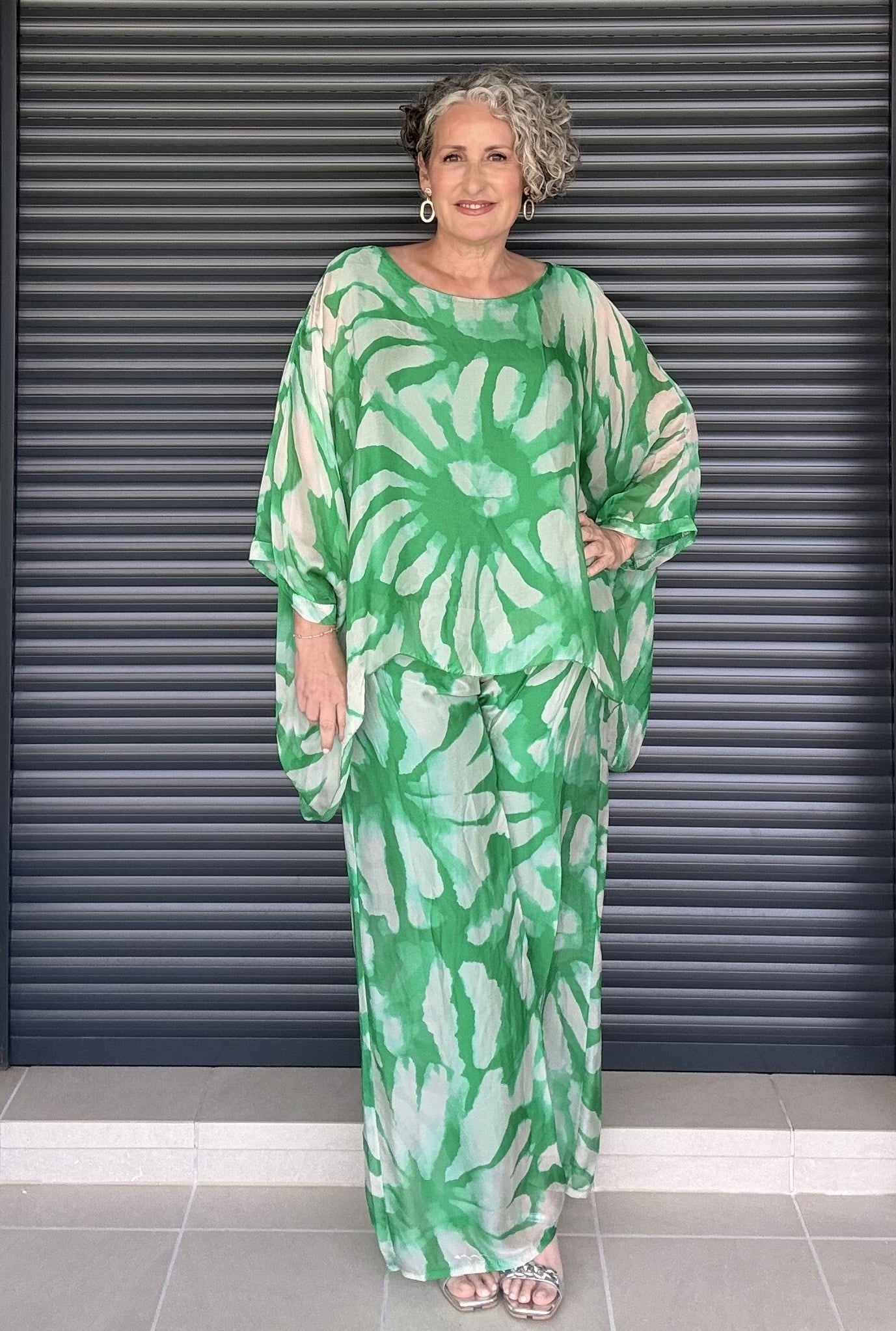 Conjunto Dos Piezas Verde Estampado Pantalón y Blusón