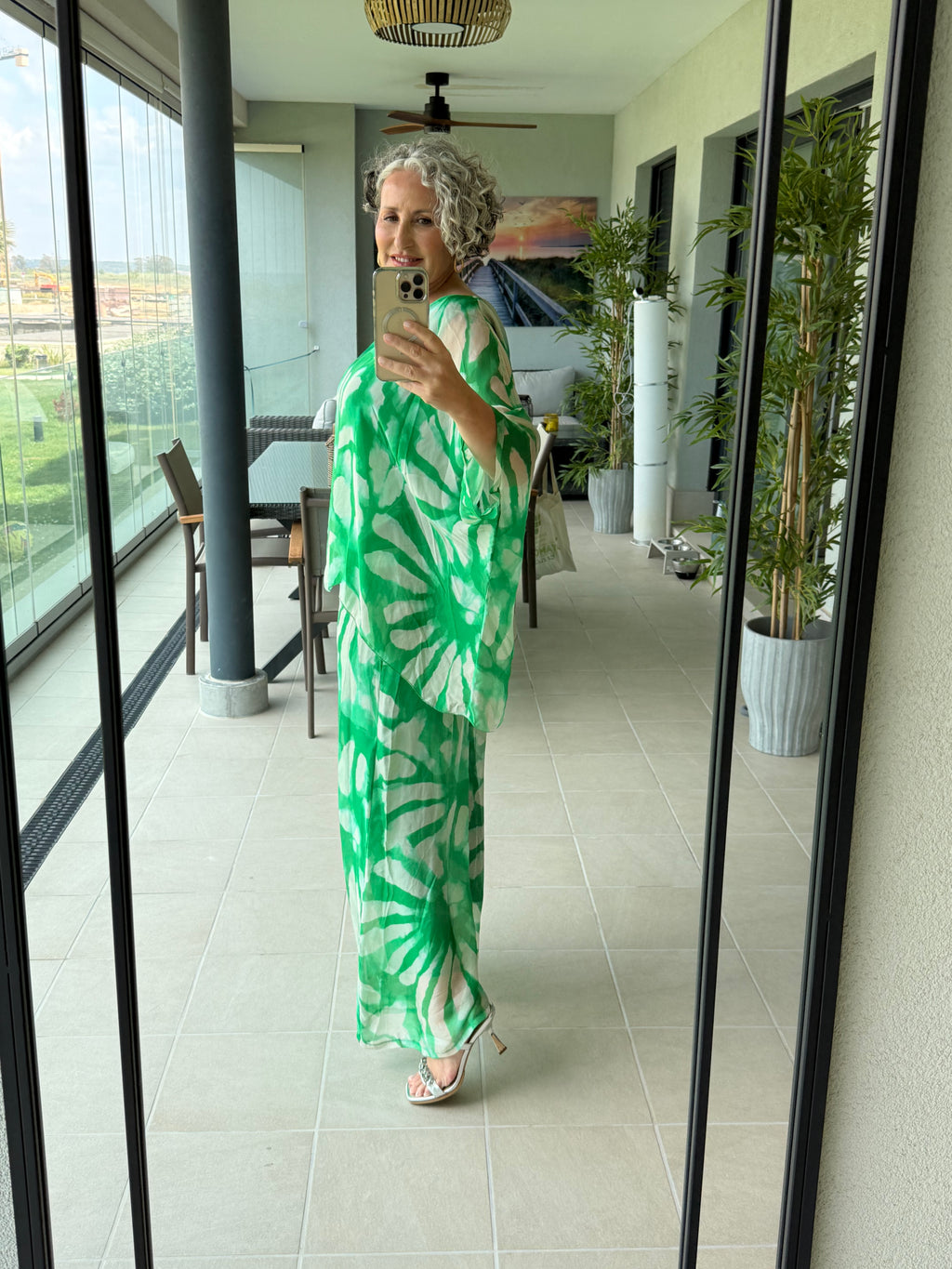 Completo Due Pezzi Verde Fantasia Pantalone e Blusone