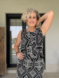 Completo due pezzi nero ricamato bianco - Gonna e gilet