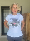 Camiseta Blanca con Oso Corazón 3D | Corte Ajustado