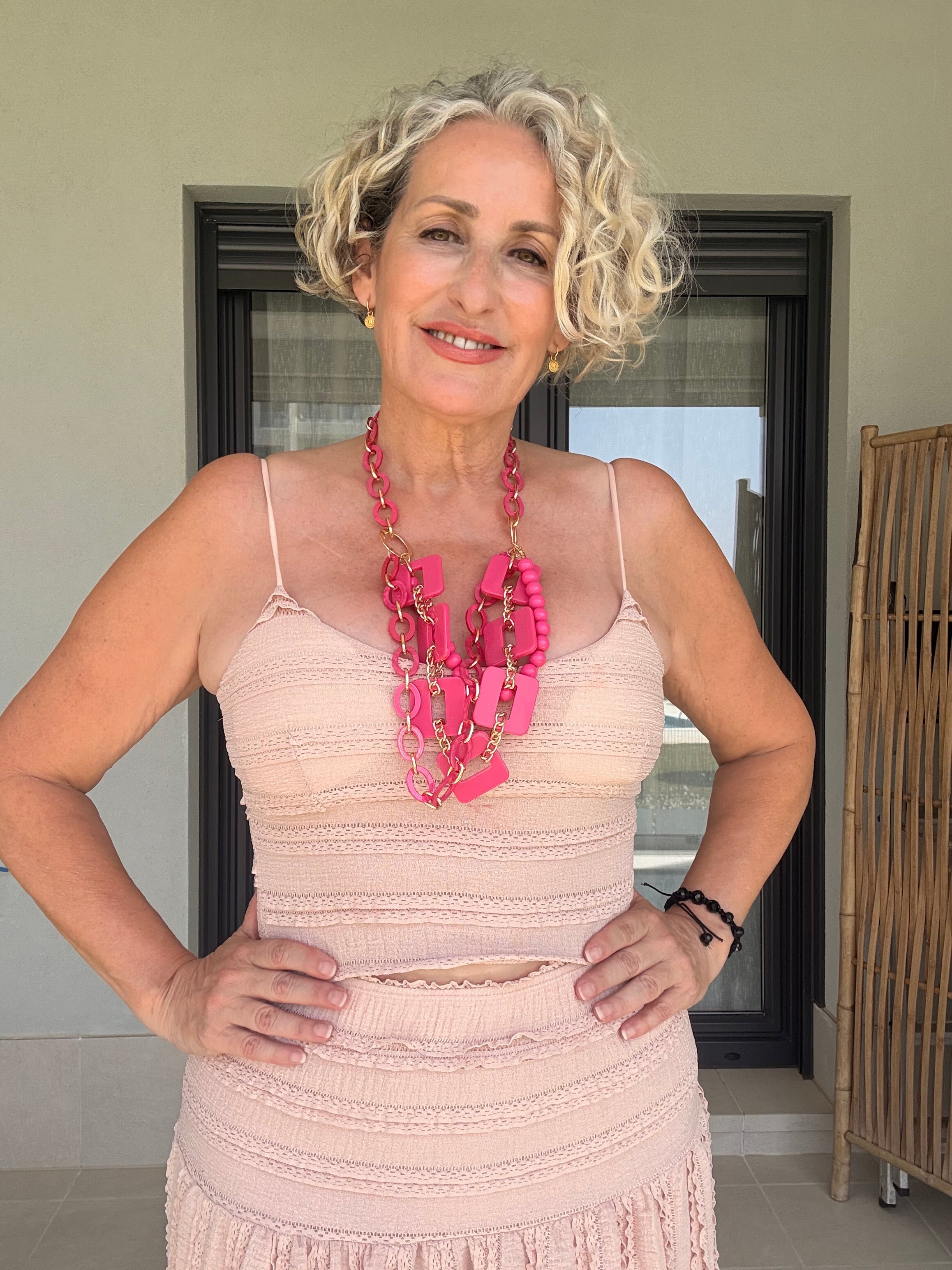 Conjunto Rosa Top de Tirantes y Falda Midi Forrada