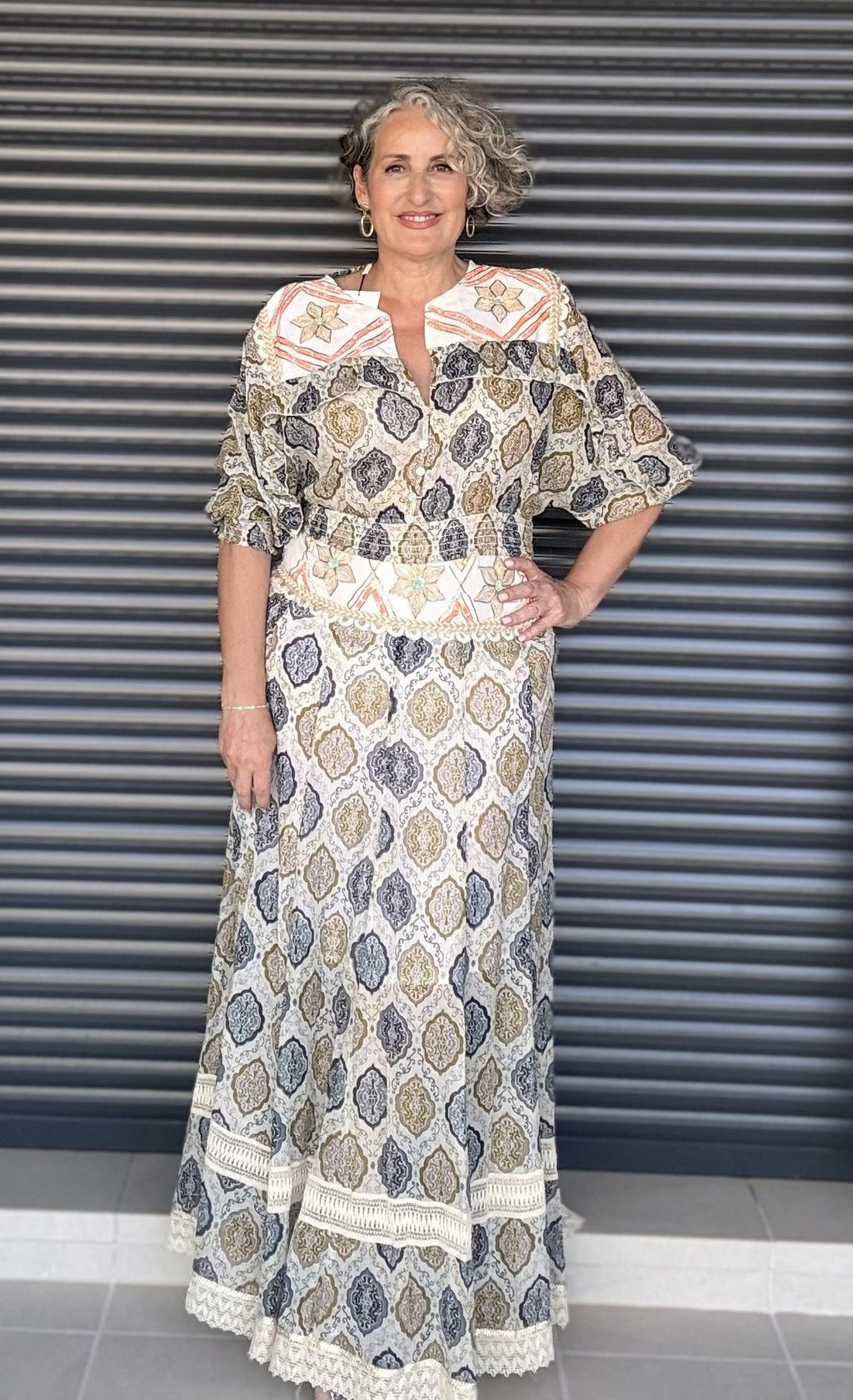 Conjunto Artesanal Siya | Blusa y Falda Larga Boho Azul y Dorado
