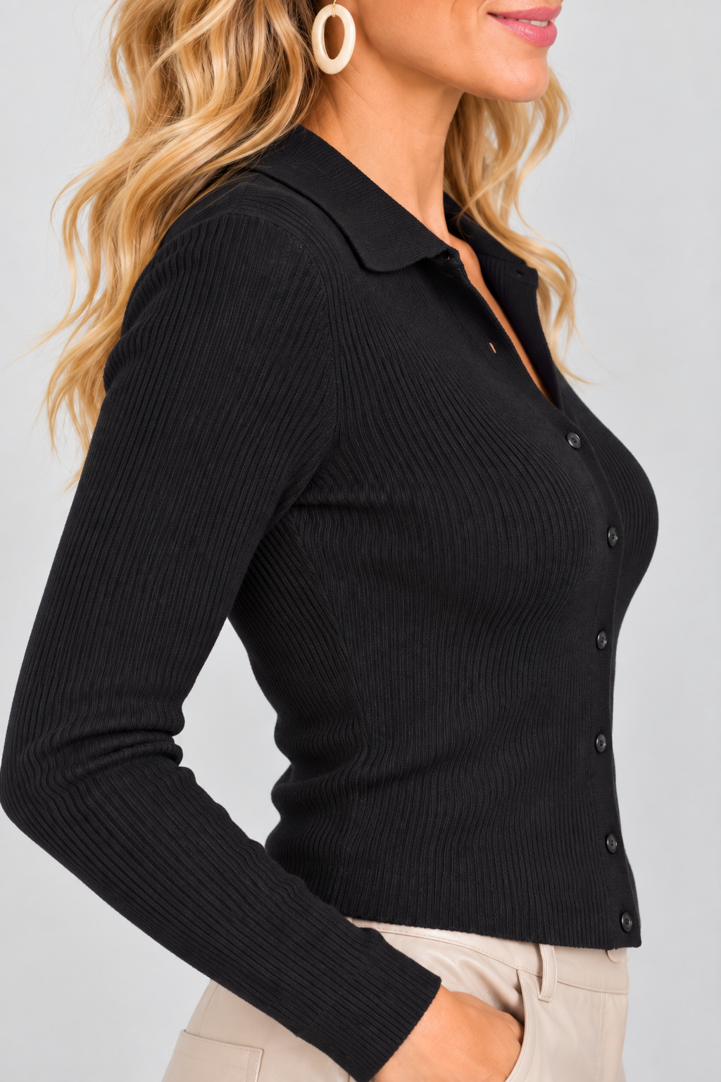 Rebeca canalé negra