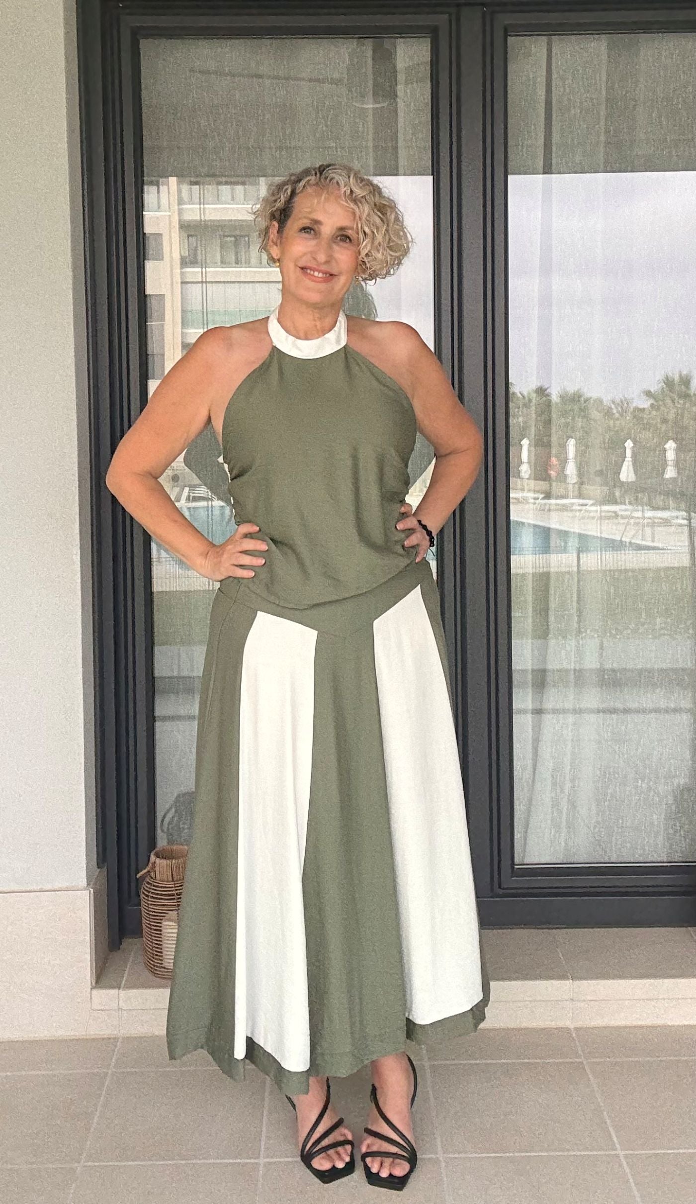 Conjunto Dos Piezas Verde Kaki y Blanco Lia