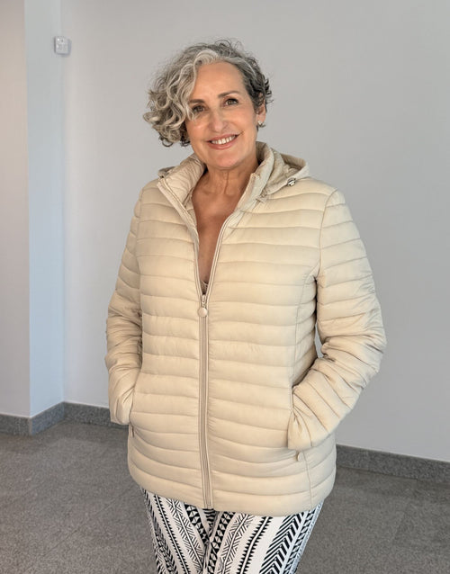 Abrigo Plumas Beige con Capucha Desmontable