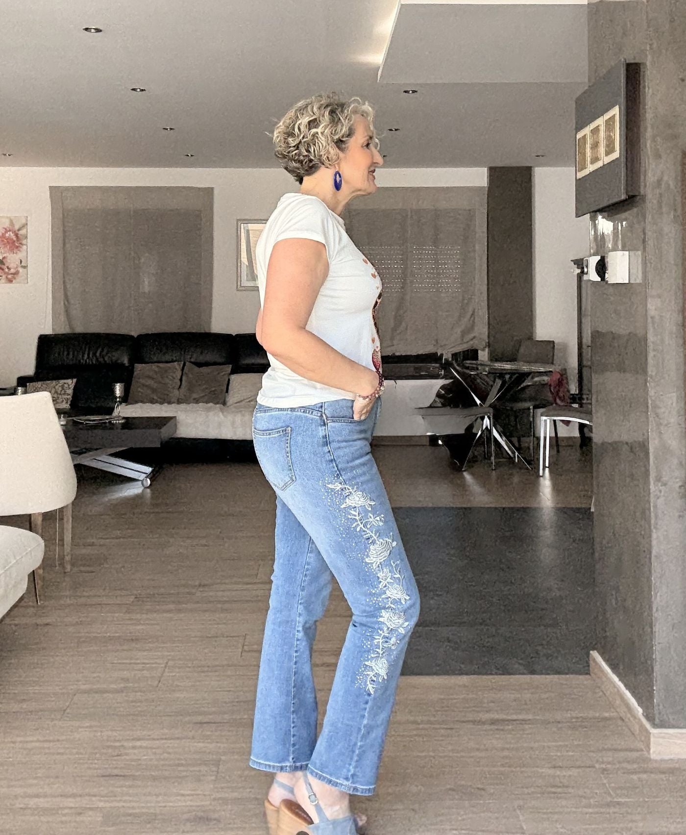 Jeans Pitillo con Bordados en Plata