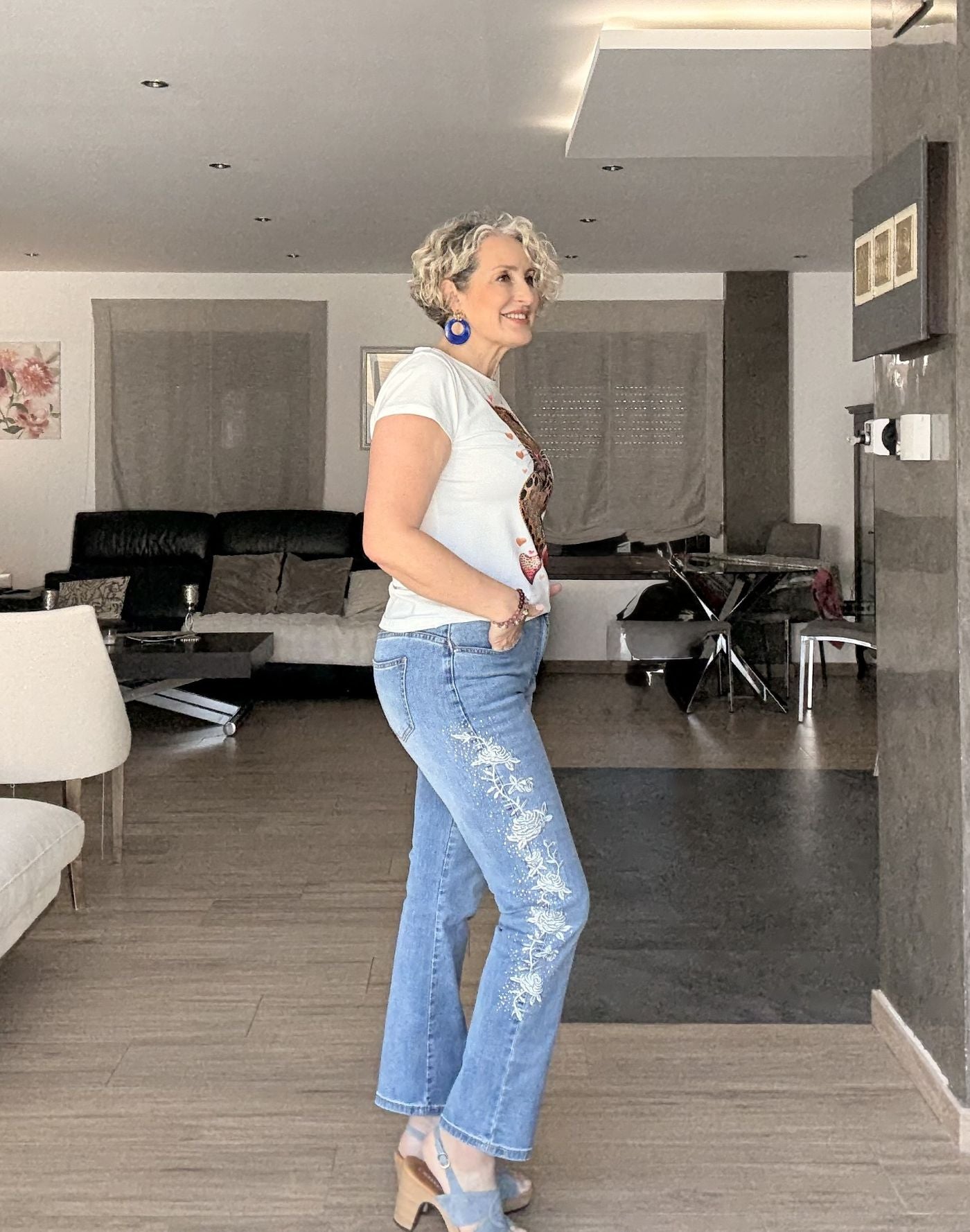 Jeans Pitillo con Bordados en Plata