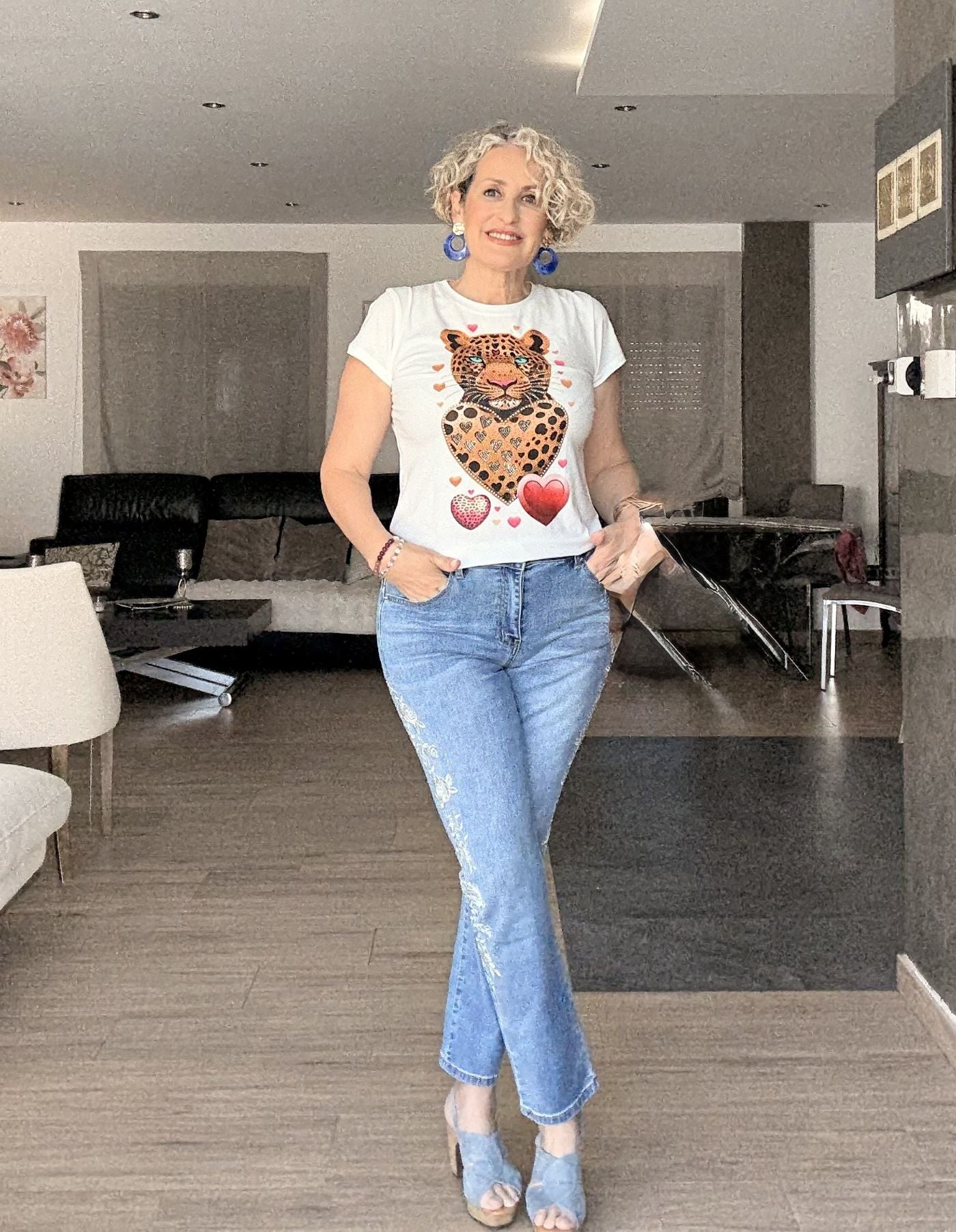 Jeans Pitillo con Bordados en Plata