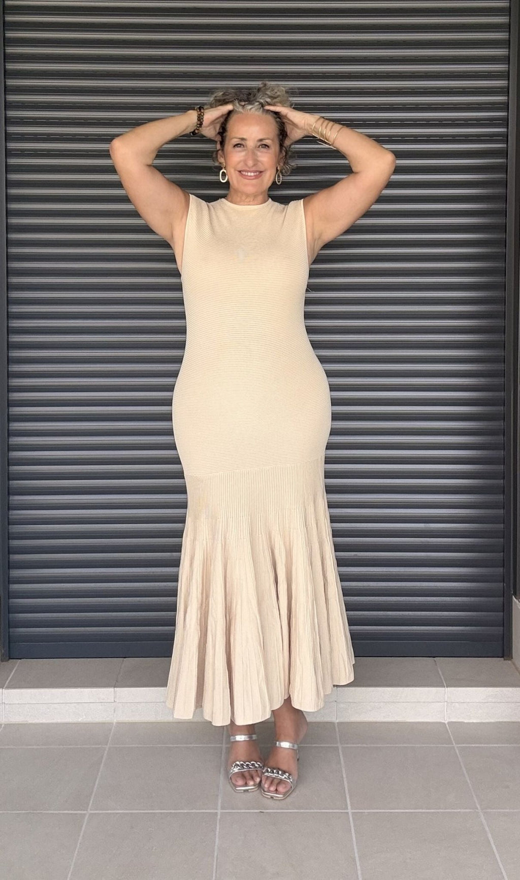 Vestido Sevilla Beige - Siro Modas