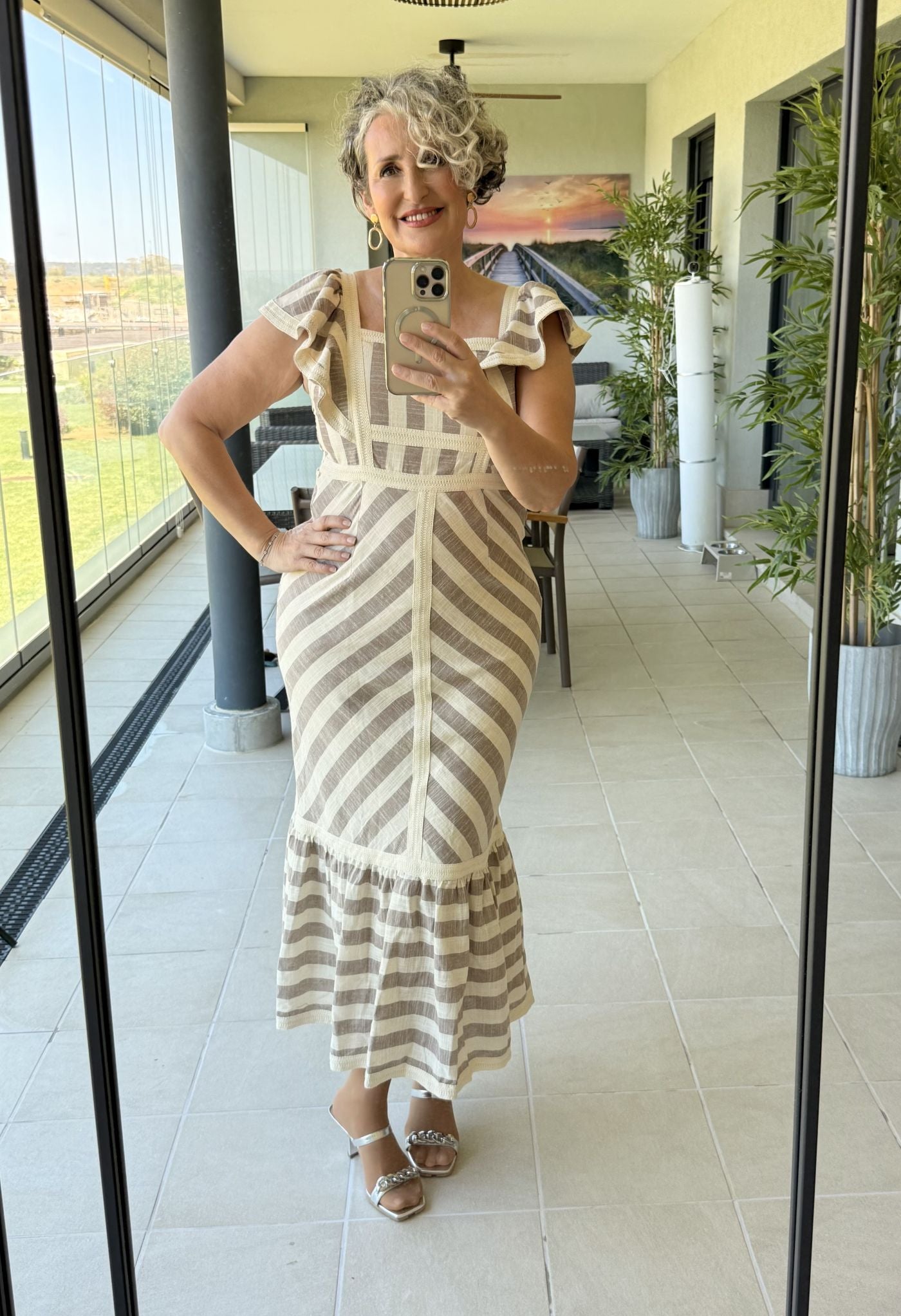 Vestido Rayas Beige y Blanco en Lino