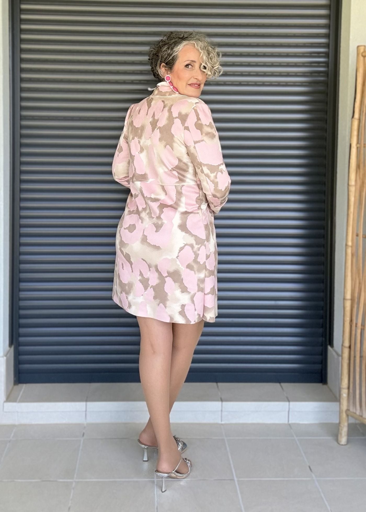 Abrigo Antelina Estampado Rosa