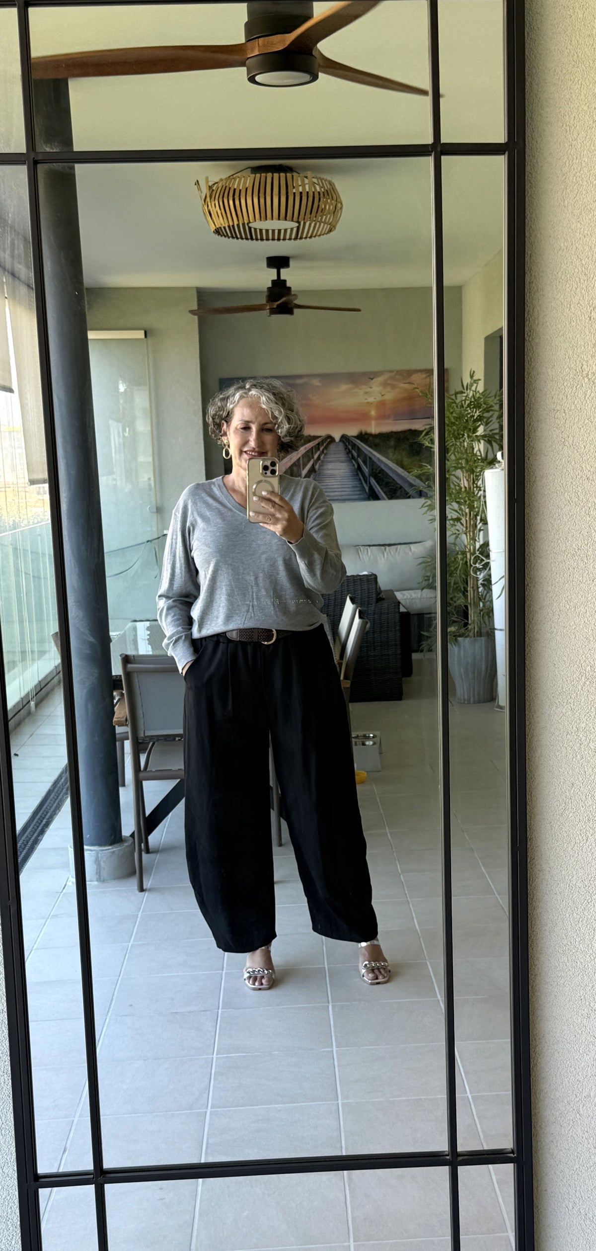 Pantalón Globo Negro con Cinturón