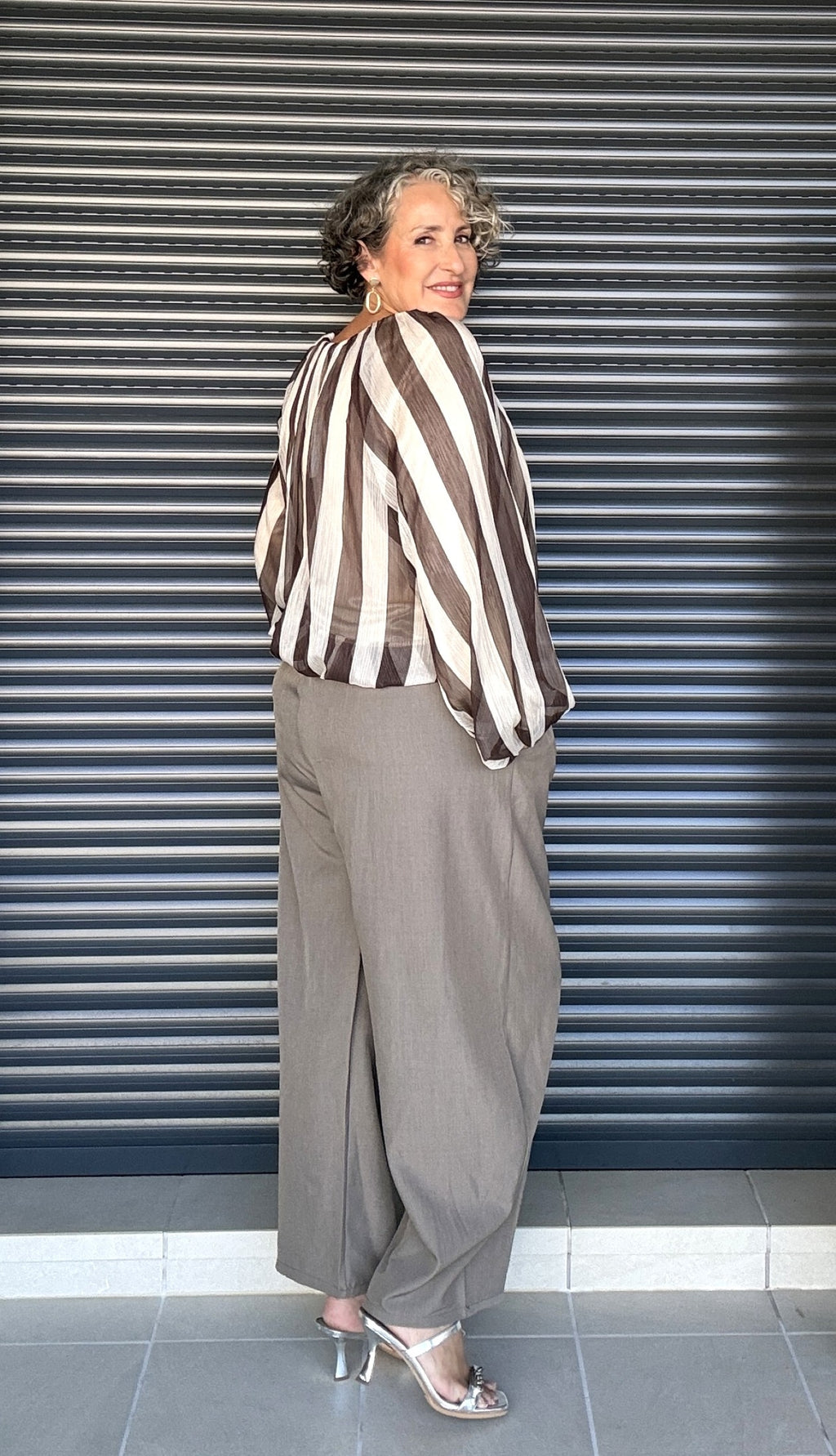Pantalón Globo Taupe con Cinturón