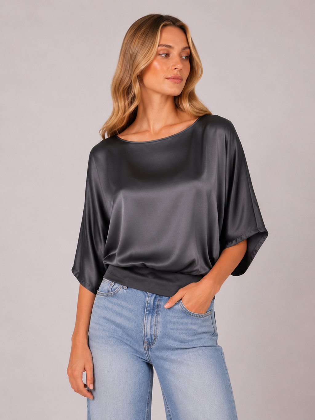 Blusa Satinada Mangas Caídas