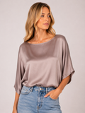 Blusa Satinada Mangas Caídas
