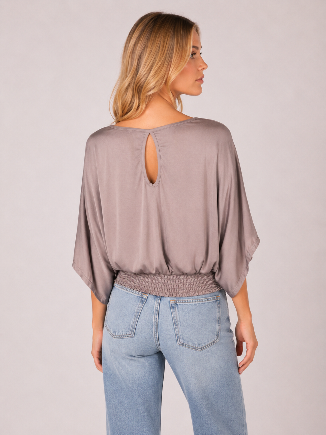 Blusa Satinada Mangas Caídas