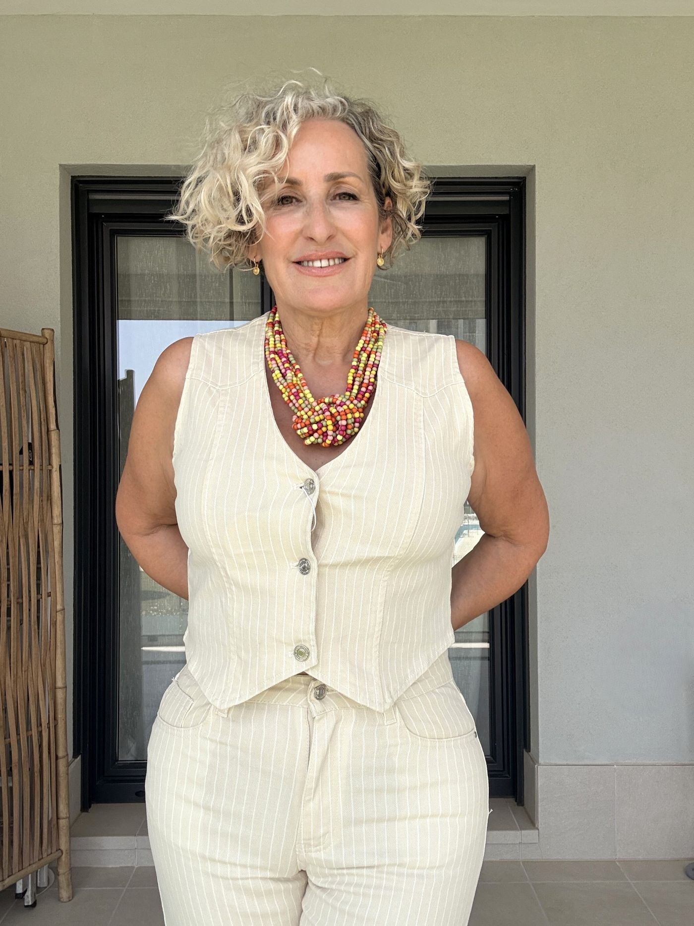 Chalequillo Denim Mil Rayas Beige con Botones Vaquero