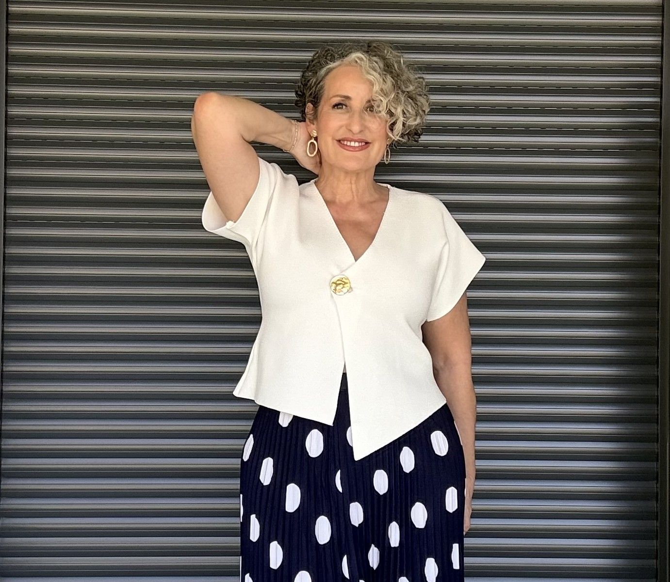 Chaqueta Blanca Botón Dorado