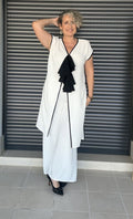 Ensemble Palazzo Blanc avec Détails Noirs