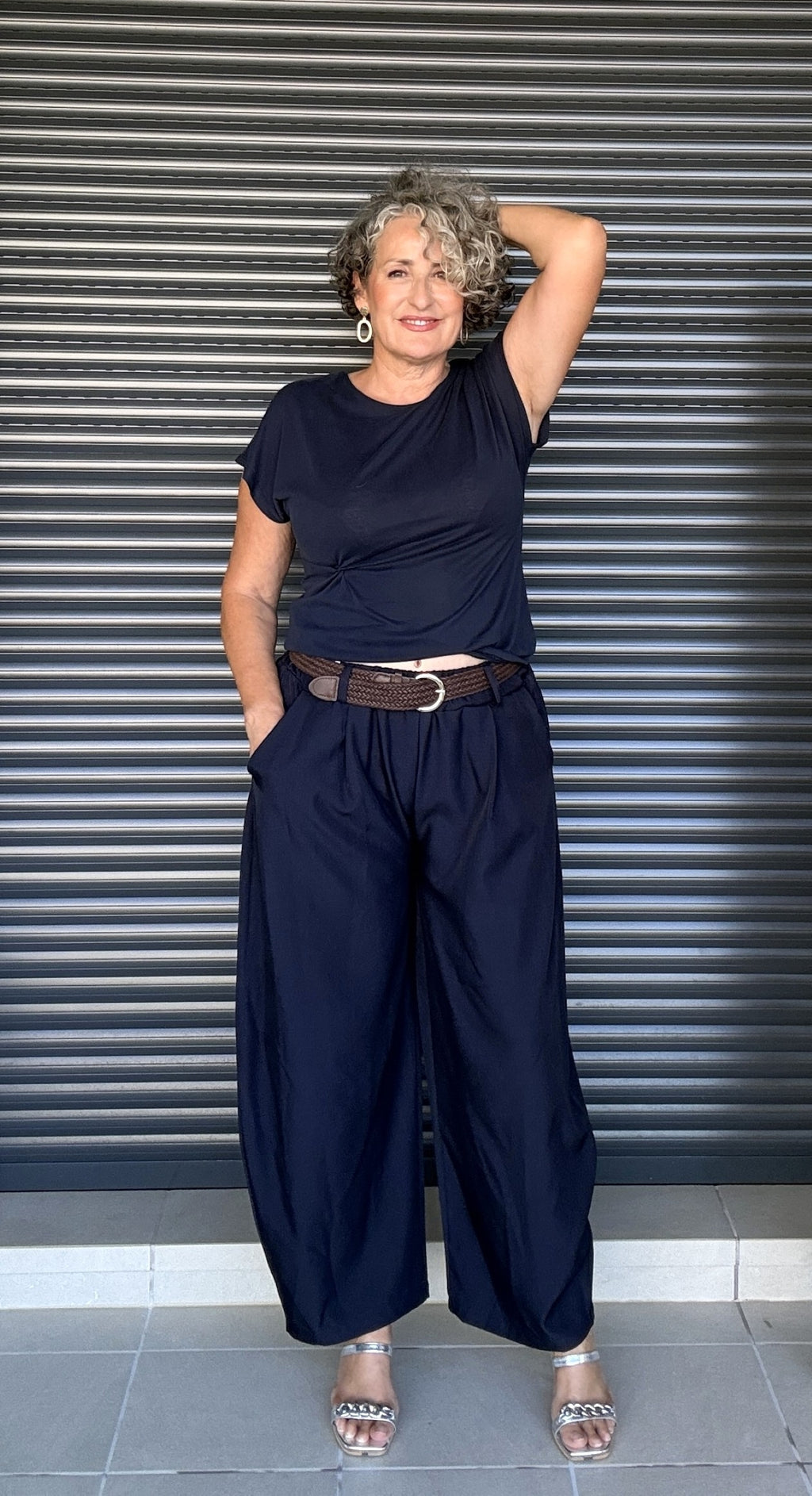 Pantalón Globo Azul Marino con Cinturón