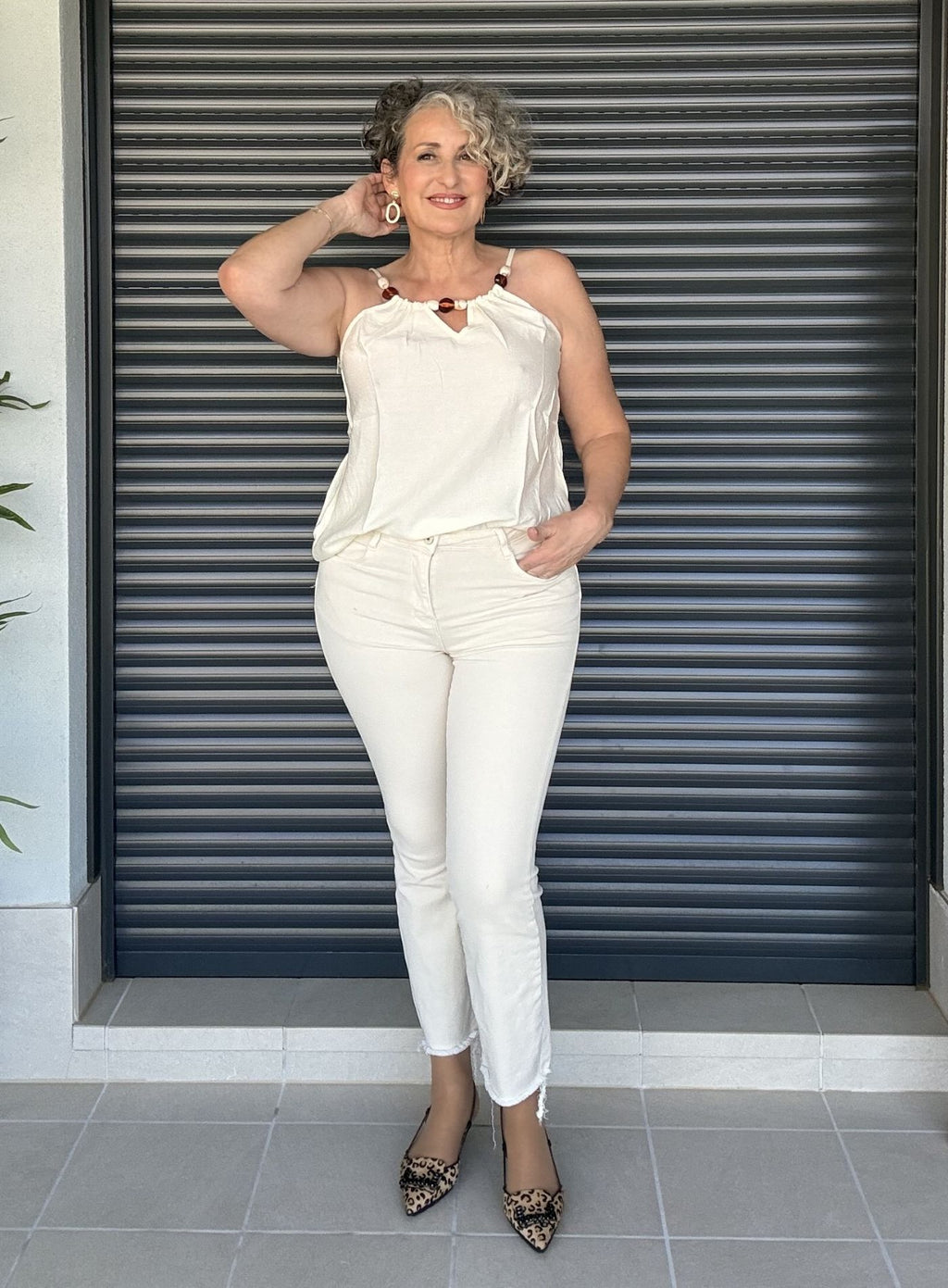 Pantalón Vaquero Beige Cintura Alta Push Up Cropped