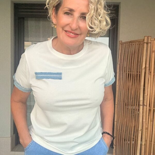 Camiseta Angela Blanca