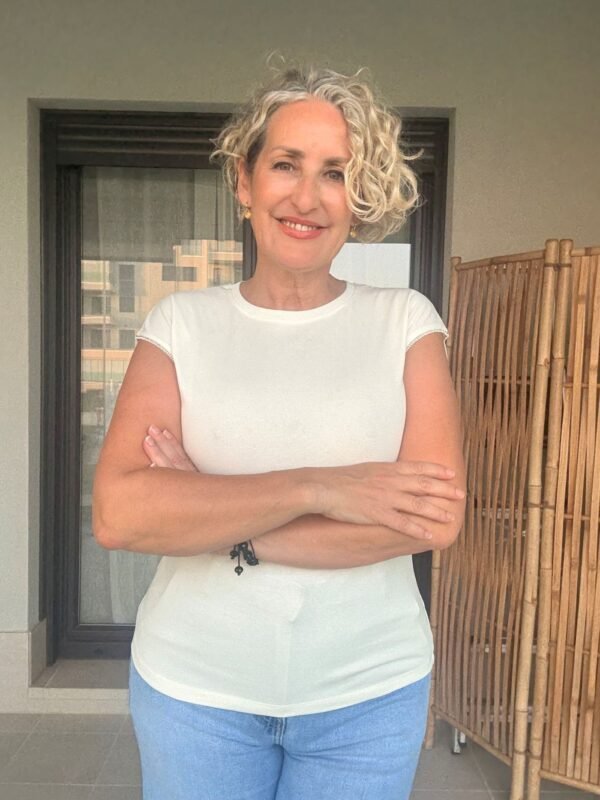 Camiseta Gabriela Blanca - Imagen 2