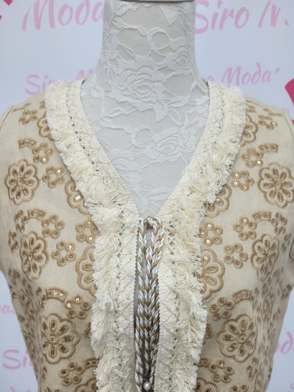 Chalequillo Camel Bordado - Imagen 2