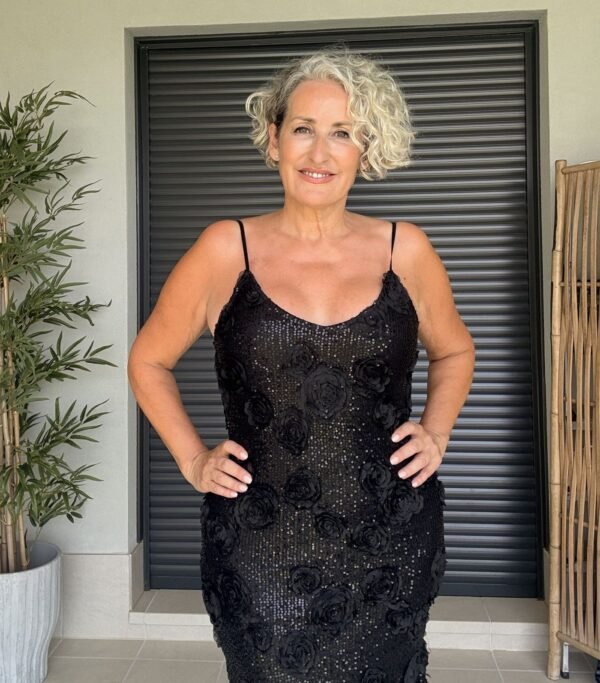 Vestido Negro Invitada