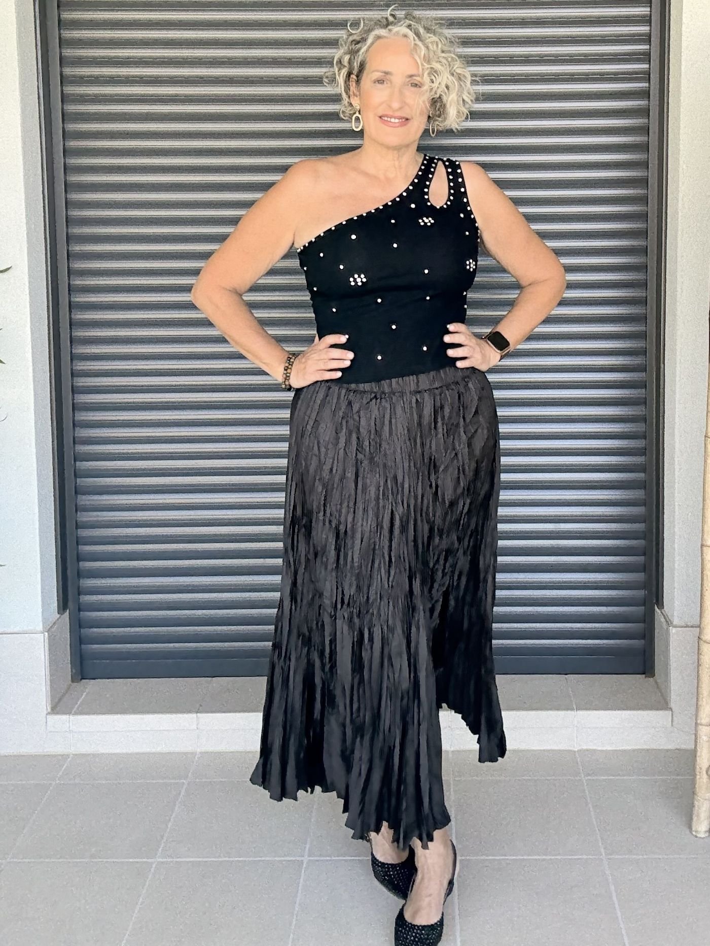 Falda efecto piel negra