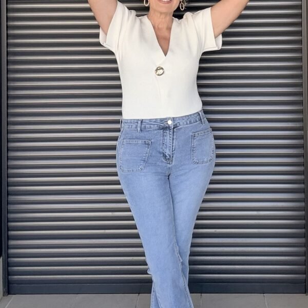 Jeans azul tiro alto