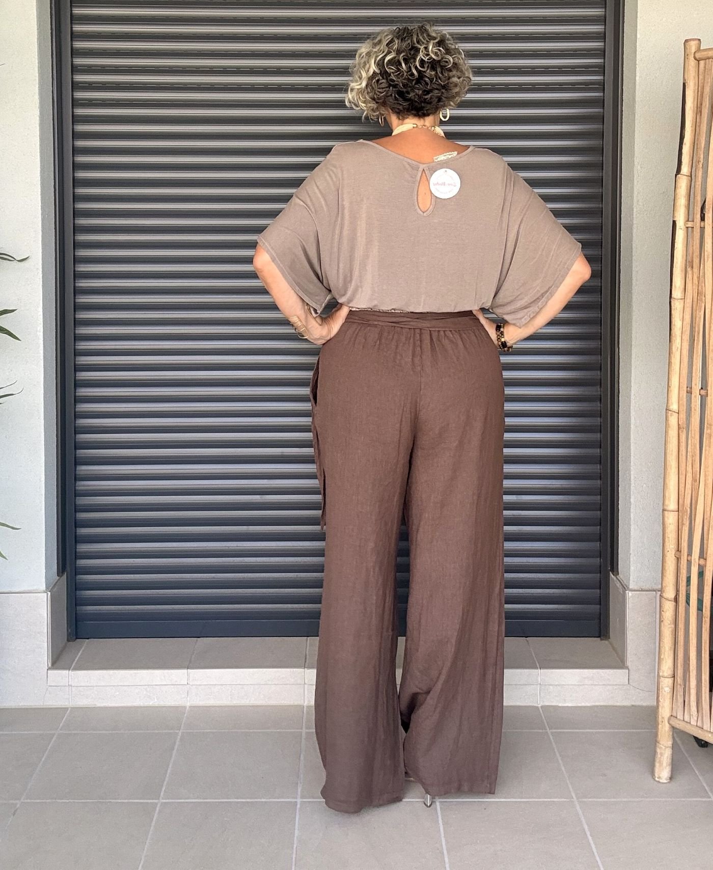 Pantalon Chocolate Aura+Top Martina