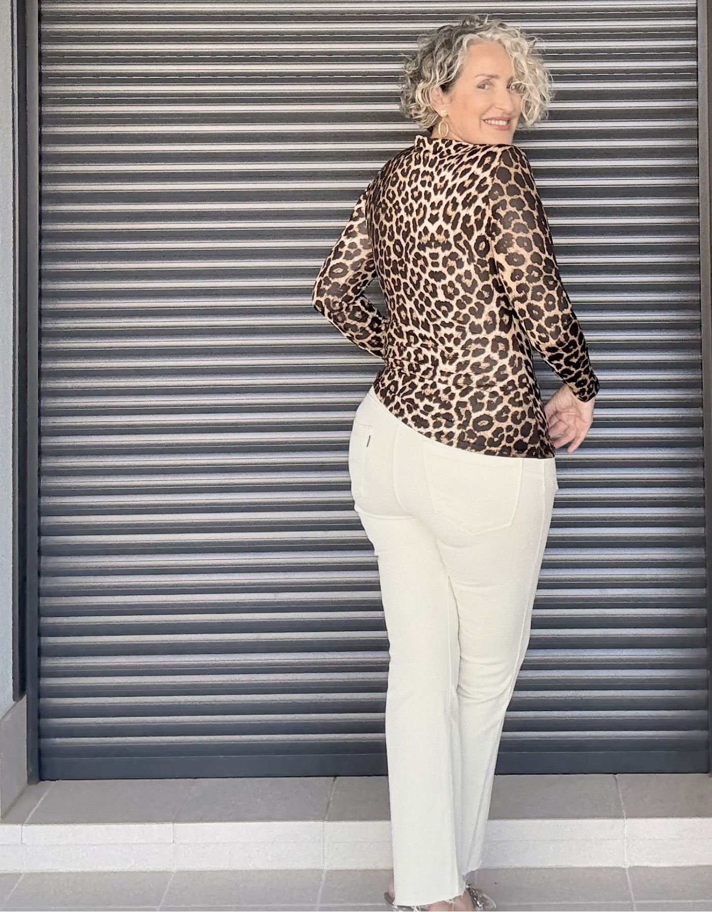 Pantalon Jeans beige+top animal print