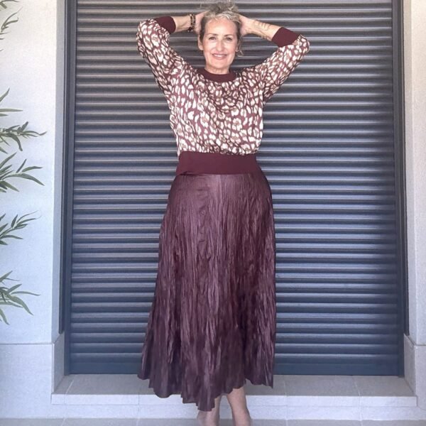 falda efecto piel burdeos falda efecto piel burdeos