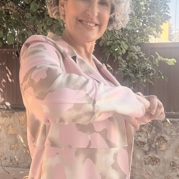 Abrigo Rosa Antelina Abrigo Rosa Antelina