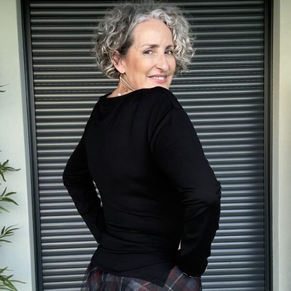 Camiseta Negra Encaje Basic Camiseta Negra Encaje Basic