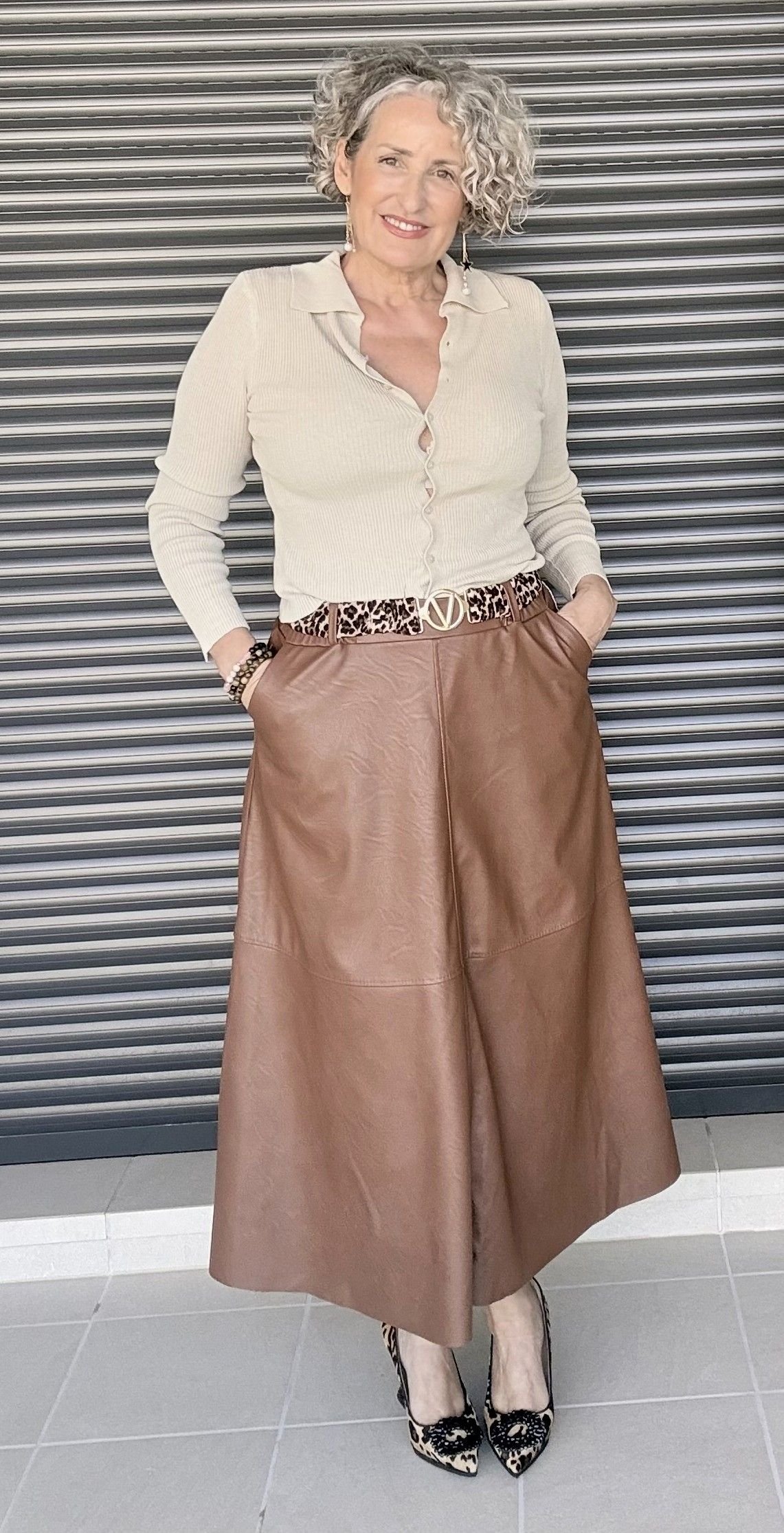 Falda Marrón Capa polipiel