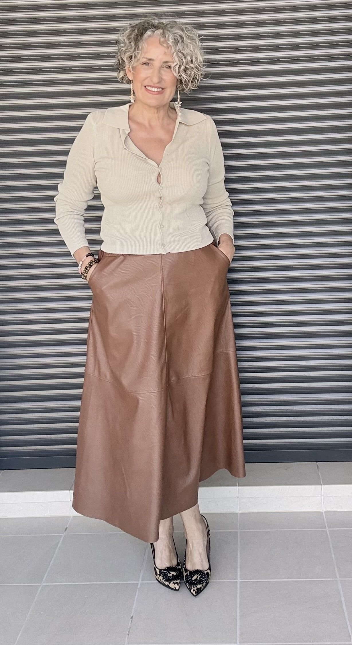 Falda Marrón Capa polipiel