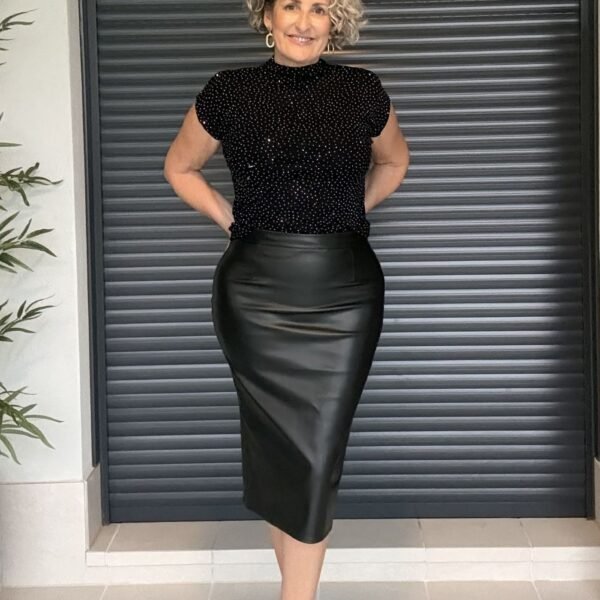 Falda Polipiel Negra Midi