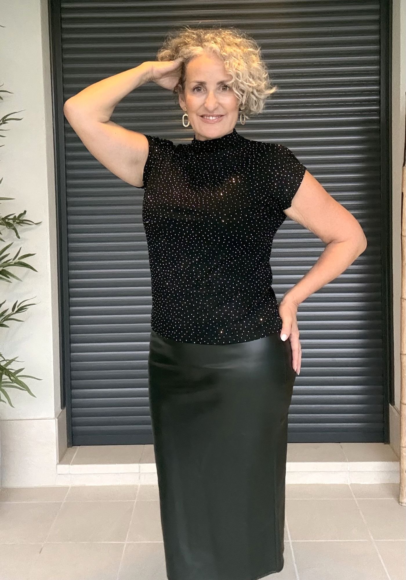 Falda Polipiel Negra Midi