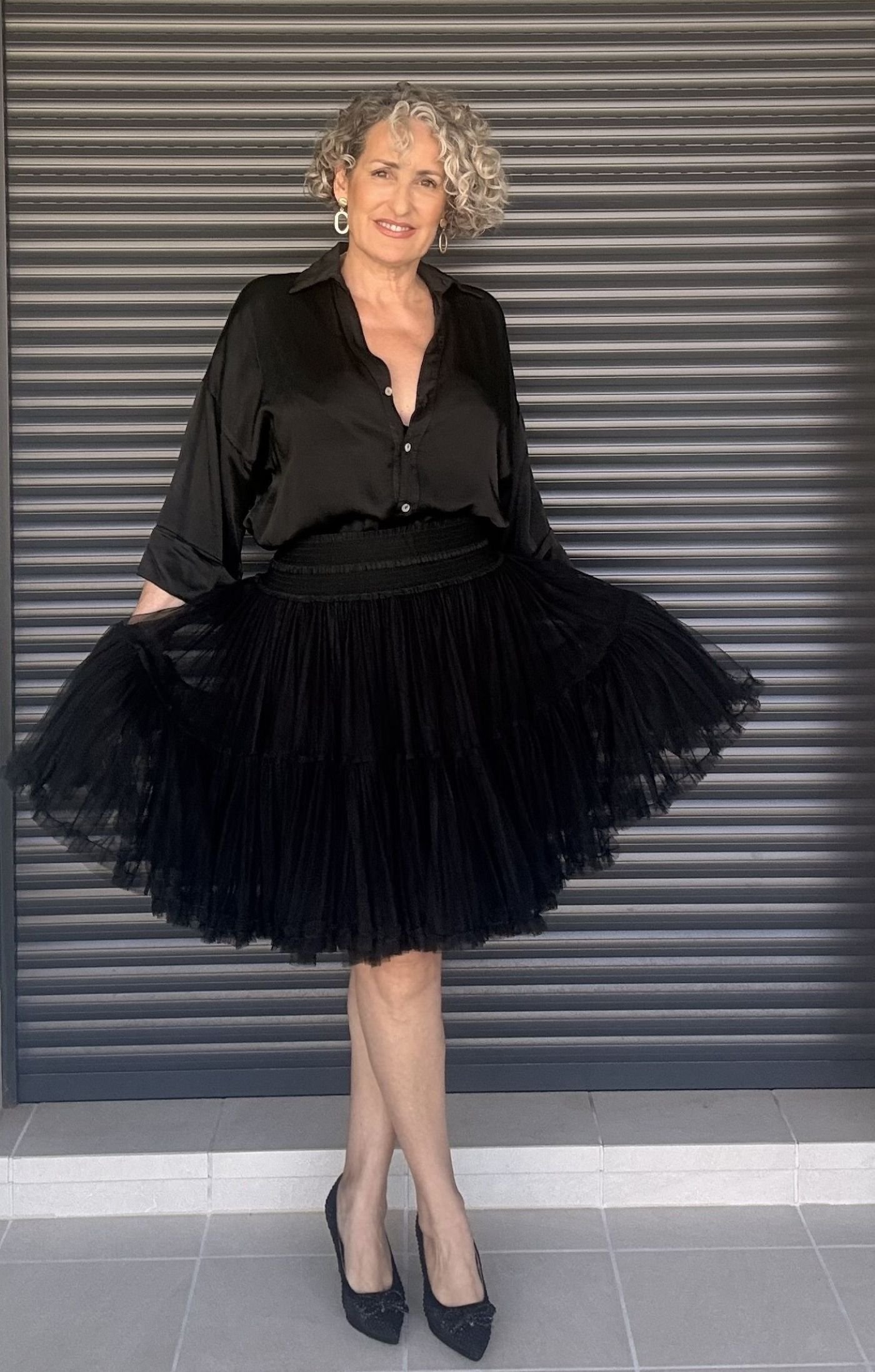 Falda Tul Corta+ Camisa Satén